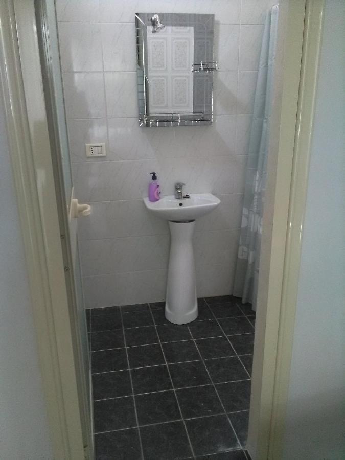 Vila Sula Guesthouse Durres Exterior photo